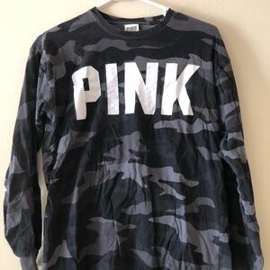 Victoria's Secret PINK Black & Gray Camo Long Sleeve Shirt